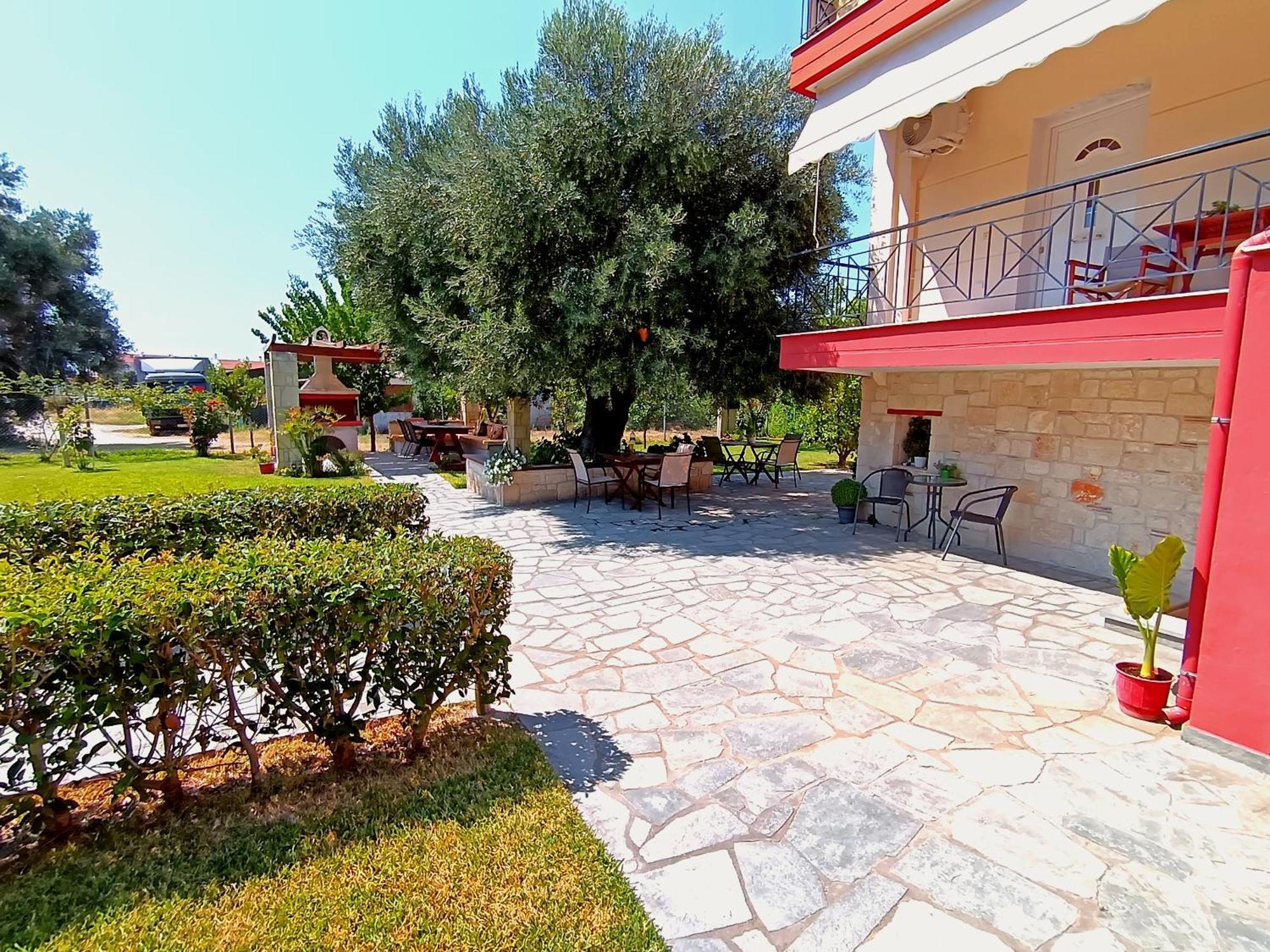 Giorgos Apartments Skála Foúrkas Eksteriør bilde